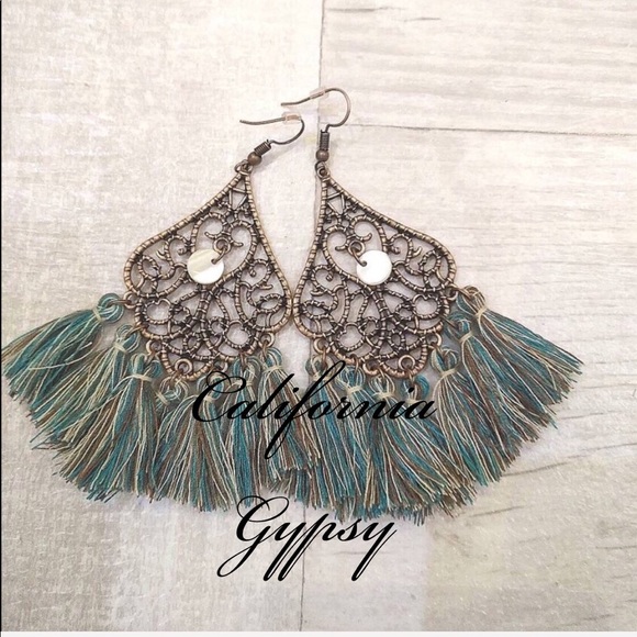 Jewelry - RESTOCKING🎉 gypsy festival tassel earrings✨